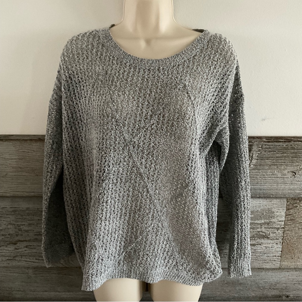 Francesca's Open-Knit pullover sweater size small gray (B1)